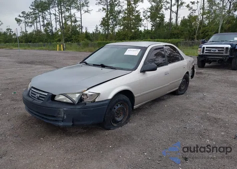 2001 Toyota Camry Le V6 from USA, damaged, VIN 4T1BF22K11U124043